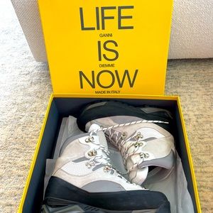 Ganni by Diemme  TEAM UP ON HIGH-QUALITY UTILITY FOOTWEAR FOR WOMEN